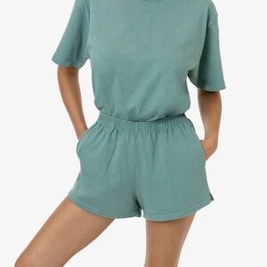 LA APPAREL 🌊 HEAVY JERSEY GARMENT DYE SHORT SHORTS
Style 1214GD